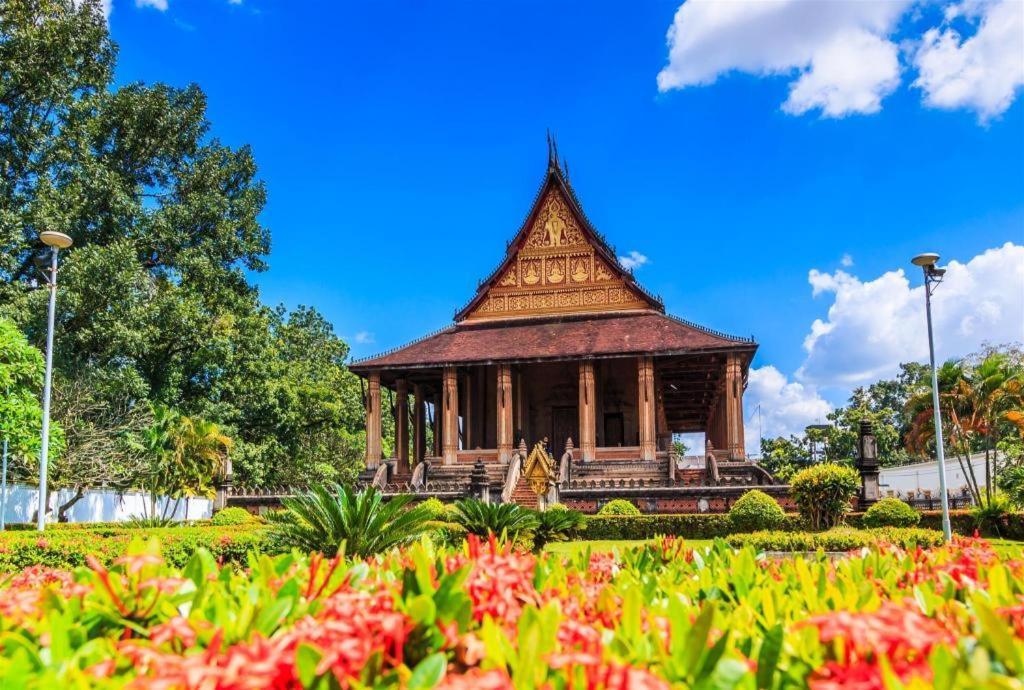 Vientiane Plaza Hotel Exterior foto